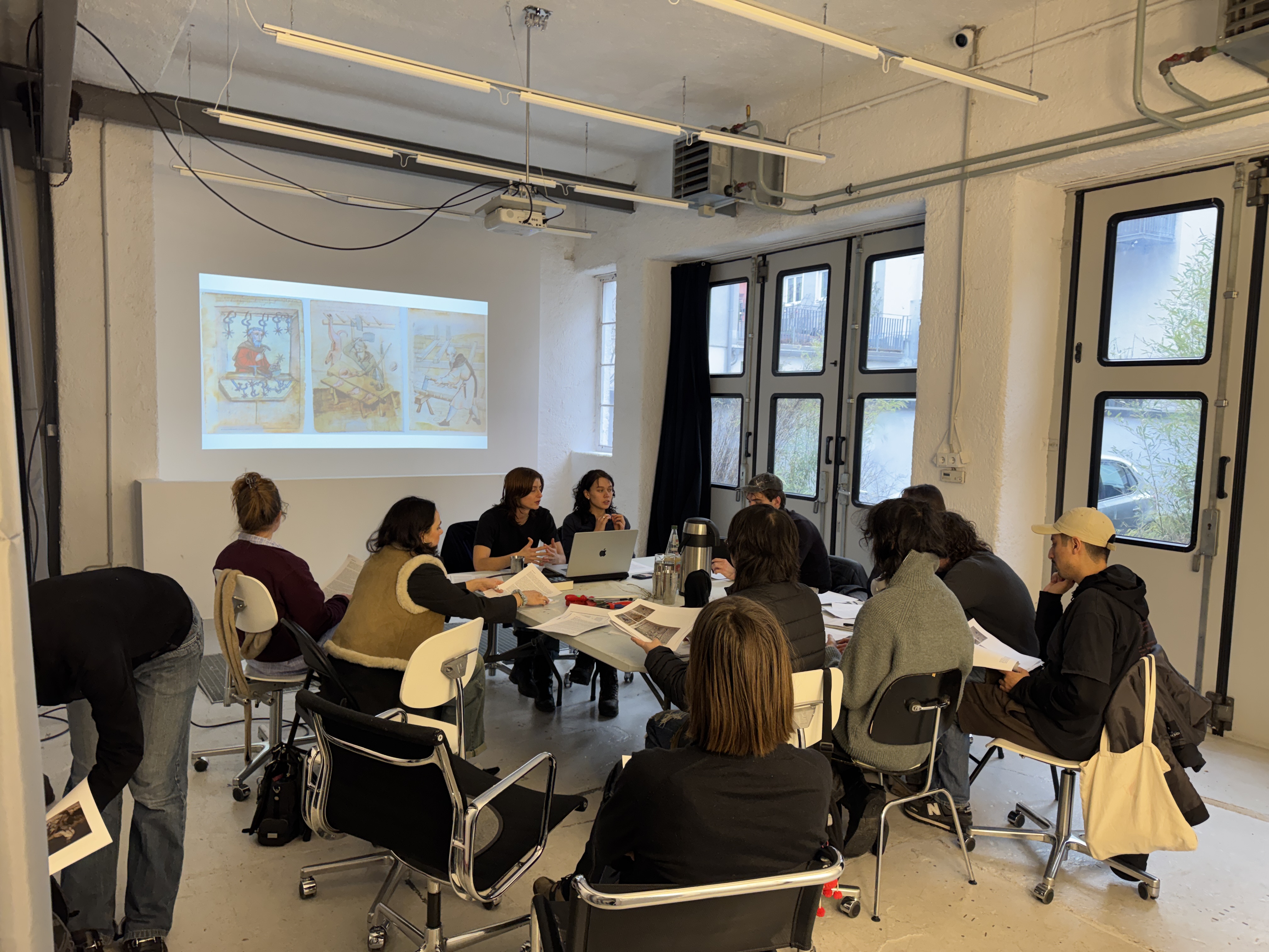 Mikrohandwerk Foto 1